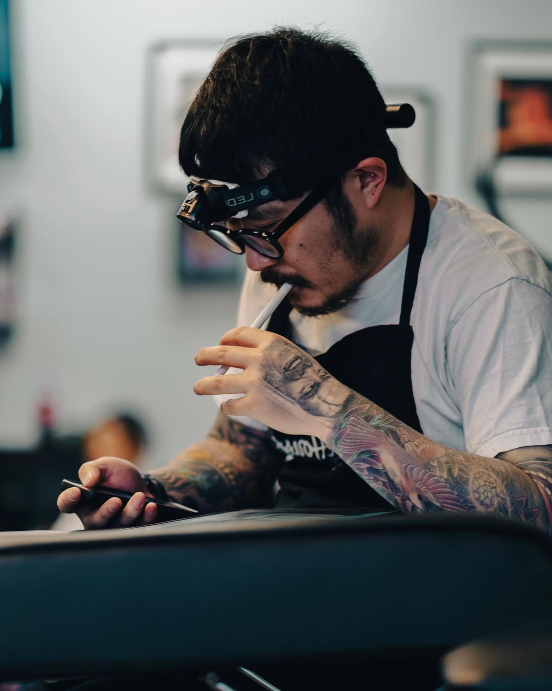 Ci Song, tattoo artist